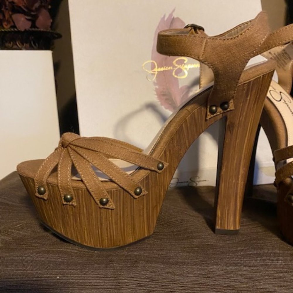JESSICA SIMPSON Dakota Dettina Platform Sandal Size 7M